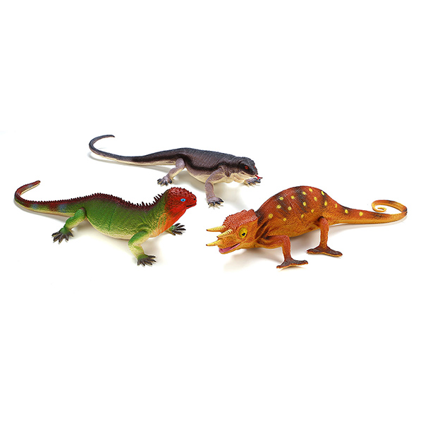 18"-21.5" pvc lizards 3 styles